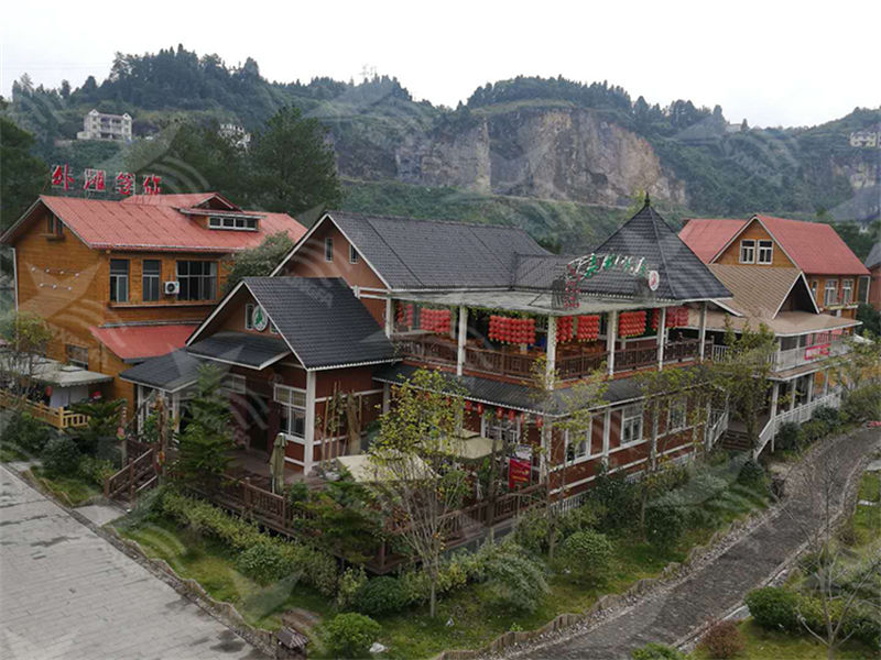 選擇合成樹脂瓦，為南方屋頂雨季防水護(hù)航